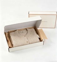 Boîtes d'expédition en carton ondulé recyclables personnalisées pour vêtements et chaussures, design gaufré pliable, formes et tailles personnalisables