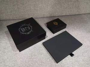 Cuốn sách hình màu đen cứng nhắc Hộp quà tặng bao bì mỹ phẩm hộp đẹp in ấn các tông hộp giấy với từ tính cho kỳ nghỉ giáng sinh - Product Image 6