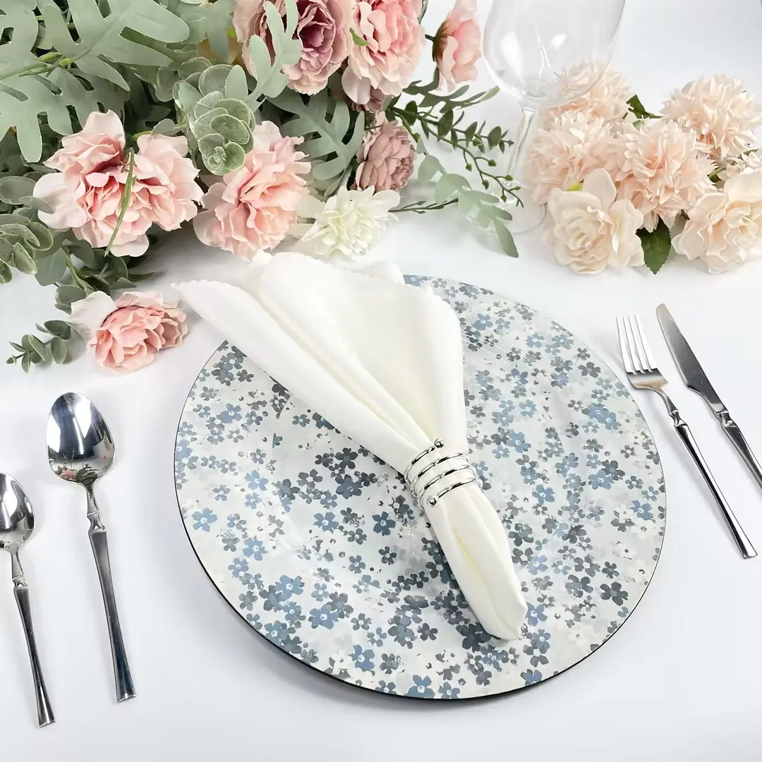 Nouveau design rond style américain assiette plat fleur impression bleu chargeur assiette en plastique pour assiette de mariage