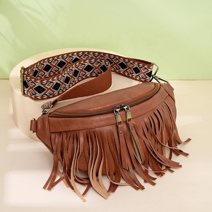 Personalizado Vintage Franja Saco Peito Outono Pu Couro Cor Sólida Estilo Étnico Tassel Dumpling Forma Fanny Pack - Product Image 4