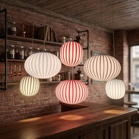 Lampe suspendue en verre coloré créative et moderne pour salle à manger, salon, lumière suspendue ronde Candy