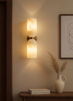 Lampe murale de luxe moderne en albâtre espagnol naturel pour salon, chambre et maison de caractère