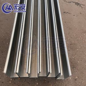 Machine de profilage de cadres de portes, machine de profilage de rails de guidage, machine de profilage de rails de protection pour portes de garage et volets roulants - Product Image 6