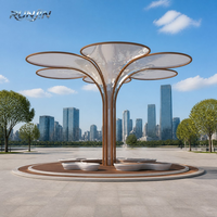 Grande sculpture paramétrique en forme d'arbre, en acier inoxydable blanc, au design champignon et dôme, pour installation artistique publique en place publique et aménagement paysager, sur mesure