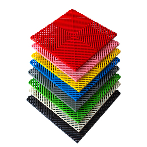 Carreaux de sol de garage antidérapants modernes Emboîtement Plastique PP Tapis de revêtement de surface Magasins de détail de voiture Vinyle Dalle PVC Garage - Product Image 4