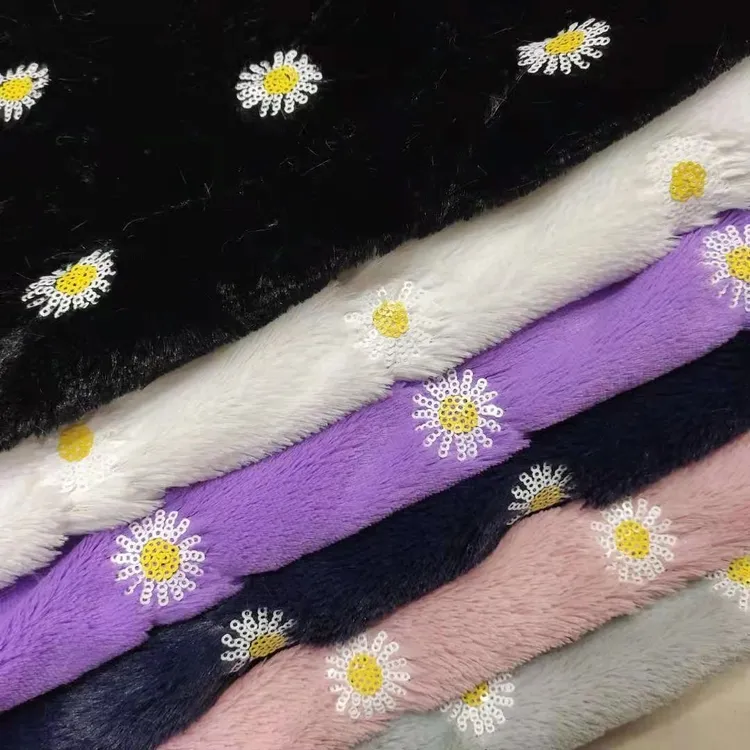 Ucuz fiyat akın iki renkli pullu çiçek nakış kumaş papatya desen kadife kumaş üzerinde