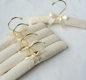 Cintres rembourrés or - Product Image 2