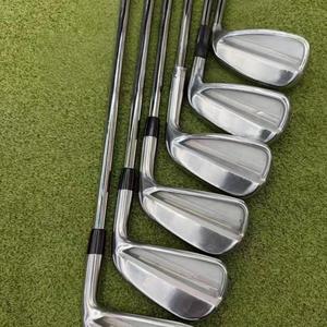 Équipement d'entraînement de golf en fer haute performance pour l'amélioration des performances, avec réglage de l'angle de recul et distance de frappe de 150 m - Product Image 1