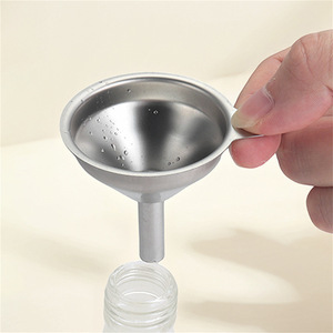 กรวยสแตนเลสขนาดเล็กสำหรับใช้ในครัวกรวยโลหะสำหรับทำ304 - Product Image 3