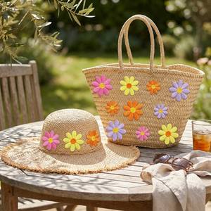 Patchs brodés floraux thermocollants faits main personnalisés avec motif <span class=keywords><strong>marguerite</strong></span> pour vêtements et projets textiles - Product Image 3