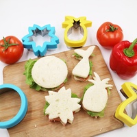 Emporte-pièces en métal en forme de fleur, emporte-pièces miniatures en forme d'étoile, ensemble d'emporte-pièces pour légumes et fruits pour enfants