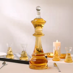 Juego de Decantador de Regalo con Diseño de Ajedrez, 4 Vasos de Chupito con Forma de Torre, Estilo Americano, 700 ml, Regalo Empresarial para Papá y Hombres - Product Image 3