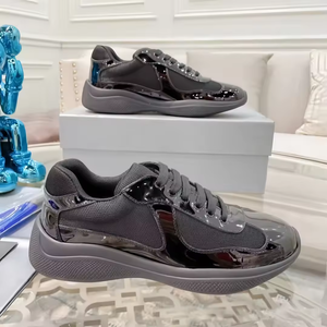 Chaussures de sport rétro en cuir véritable respirant, de haute qualité, style décontracté de luxe pour la course et la marche - Product Image 1