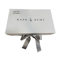 Boîte en carton écologique faite à la main, boîte cadeau magnétique blanche avec rubans cadeaux