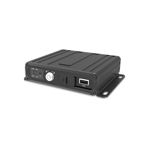 ระบบช่วยถอยหลังรถยนต์อัลตร้าวิชั่น กล้องมองหลัง 1080P ชุดกล้องบันทึกภาพเคลื่อนไหวบนรถบรรทุก MDVR ชุดอุปกรณ์บันทึกภาพเคลื่อนไหวบนมือถือ - Product Image 1