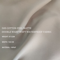 Tissu léger 50D 100% polyester effet coton mat, double trame, hydrofuge, doux pour la peau, idéal pour doublure de vêtement