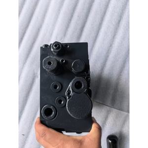 Número de pieza de la válvula piloto Válvula de Control Hidráulico 702-16-06050 para Bulldozer D155A-5 - Product Image 2