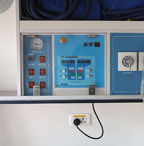 Nuova Ambulanza ICU Diesel Manuale Completamente Isolata e Semi-Isolata per il Trasporto e il Monitoraggio di Malattie Infettive - Product Image 4