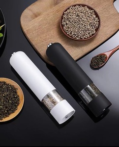 <b>Pepper</b> <b>Grinder</b> Double-head Kitchen Gadgets Sea Salt Spice Manual Two-head <b>Grinder</b> - Product Image 6