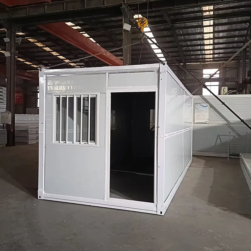 China 40ft 20 ft folding Prefab expandable houses Villa 3 Bedroom hurricane proof With Bathroom shipping container home