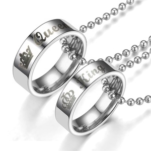 Collar colgante <span class=keywords><strong>de</strong></span> anillo <span class=keywords><strong>de</strong></span> <span class=keywords><strong>Her</strong></span> King His Queen <span class=keywords><strong>de</strong></span> acero inoxidable <span class=keywords><strong>de</strong></span> estilo <span class=keywords><strong>de</strong></span> moda hecho en fábrica para regalo <span class=keywords><strong>de</strong></span> San Valentín - Product Image 4