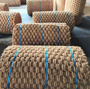 Rouleau de tapis écologique en fibre de coco naturelle, 65kg, 10m, marron pour pavage de passerelle à vendre - Product Image 1