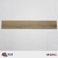 Suelo Vinílico LVT Ecológico e Impermeable, Diseño de Madera, Sistema de Click, Grosor de 2mm/4mm, Diseño Moderno para Interiores, Escuelas, Cocinas, Dormitorios