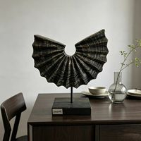 Sculpture d'art en bois moderne en forme d'éventail, sculptée à la main, plissée radiale, noir patiné et or, décoration d'intérieur, ornement de table