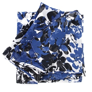 Trung Quốc Bán Buôn Thời Trang Khăn Quàng Cổ Hoa Phụ Nữ Phụ Nữ Màu Xanh Đen Trắng Tùy Chỉnh In Lớn <span class=keywords><strong>Polyester</strong></span> Voan 110X110Cm Vuông Khăn - Product Image 3