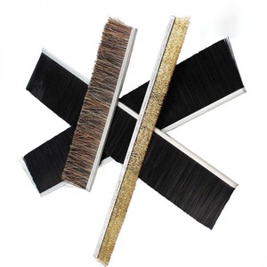 Brosse <span class=keywords><strong>de</strong></span> <span class=keywords><strong>porte</strong></span> industrielle à <span class=keywords><strong>prix</strong></span> <span class=keywords><strong>d</strong></span>'usine, bande <span class=keywords><strong>de</strong></span> joint <span class=keywords><strong>de</strong></span> <span class=keywords><strong>porte</strong></span>, brosses en nylon pour le nettoyage - Product Image 5