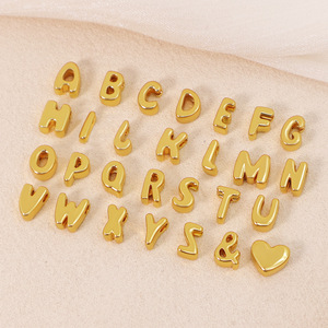 Cuentas de Acero Inoxidable con Baño de Oro PVD, Resistentes al Agua, con 26 Letras de la A a la Z, para Mujer, para Fabricación de Joyería DIY, Venta al Por Mayor - Product Image 3