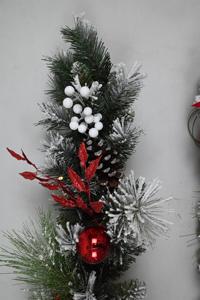 Guirlande de Noël suspendue personnalisée, écologique et à prix abordable, avec aiguilles de pin et cônes - Product Image 4