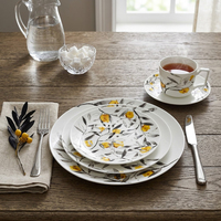 Service de table en céramique artistique floral personnalisé, assiettes en porcelaine fine de diverses formes, tasses à thé et à café, soucoupes, ensemble de vaisselle