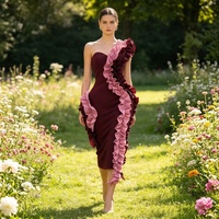 OUDINA Nouvelle Robe de Soirée Asymétrique à Patch 3D Color-Block Grande Taille Moulante pour Femme