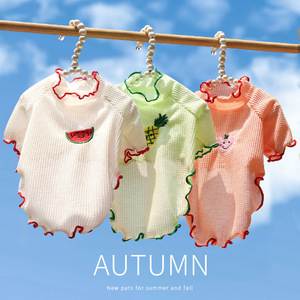 เสื้อสัตว์เลี้ยงสุนัขและแมวสำหรับฤดูร้อน แบบสองขา ปักลายแตงโม สีขาวขอบแดง สำหรับสัตว์เลี้ยงขนาดเล็ก - Product Image 5