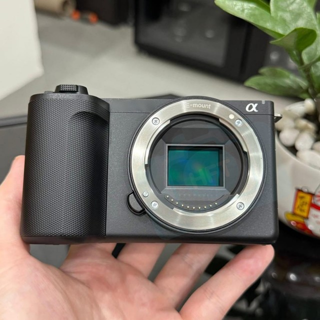 HFT Professional ZV-E10 II Mirrorless 26MP 4K Digital Camera Body Only Black Tested Wholesale