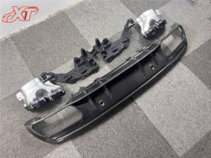 Diffuseur arrière en fibre de carbone de haute qualité Style W205 <span class=keywords><strong>C63</strong></span> <span class=keywords><strong>AMG</strong></span> ED1 pour Mercedes Benz 15-21 <span class=keywords><strong>C63</strong></span> lèvre de pare-chocs arrière 4 portes - Product Image 3