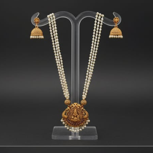 Traditional Temple <b>Jewellery</b> Pendant Set for Women <b>Indian</b> Necklace with Elegant Intricate Design Perfect for Weddings and Party - Product Image 3