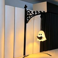 Lampe de lecture TSINYE en forme de lampe de rue, lumière LED blanc chaud, support en fer forgé, à clipser, pour décoration de bibliothèque à la maison, style Dark Academia
