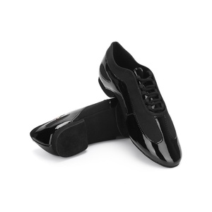 Nouvelle version – Chaussures de danse latine modernes à talon plat noir, double usage, pour hommes, en cuir verni souple, idéales pour l'entraînement des enseignants - Product Image 2