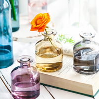 Vase en verre coloré fait main de style Art Déco, écologique, à bouche étroite, pour une seule fleur, multicolore, hydroponique, pour la maison et la table