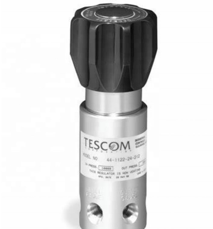 Regolatore Gas Tescom 64-2860KRT10 Con Manometro E Valvola In Titanio – Usato