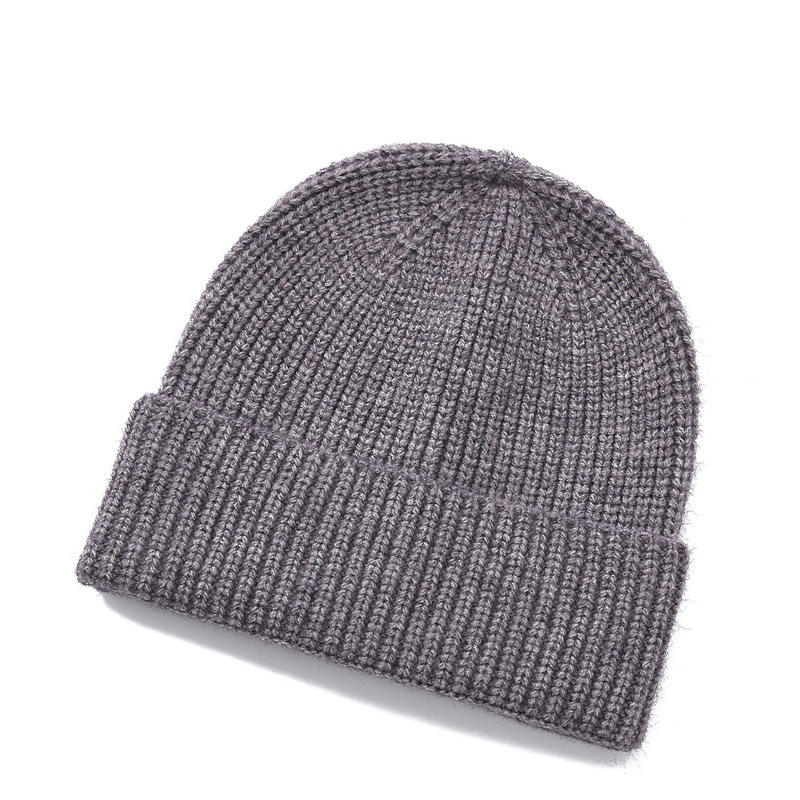 สีเทาเข้ม