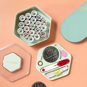 Vente en gros design magnétique multifonctionnel couleur professionnelle <span class=keywords><strong>couture</strong></span> voyage mini kit de <span class=keywords><strong>couture</strong></span> portable <span class=keywords><strong>coffret</strong></span> - Product Image 5
