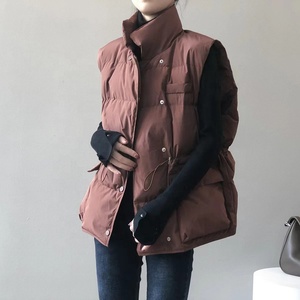 Vente en gros <span class=keywords><strong>Gilet</strong></span> en coton polyester <span class=keywords><strong>sans</strong></span> manches pour <span class=keywords><strong>femme</strong></span>, chaud pour l'hiver <span class=keywords><strong>Gilet</strong></span> court en duvet <span class=keywords><strong>grande</strong></span> <span class=keywords><strong>taille</strong></span> pour <span class=keywords><strong>femme</strong></span> - Product Image 3