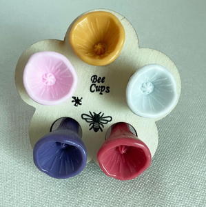 Vaso de Resina para Beber y Alimentar Abejas e Insectos, Diseño de Flor - Product Image 5