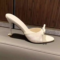 Sandales mules à talon aiguille pour femme, avec nœud décoratif, bout ouvert, blanches et noires, à paillettes, pour soirée et cérémonie, vente en gros 2026