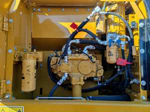 รถขุด CAT323D2L คุณภาพเยี่ยม มือสองแท้ ขายดี ราคาถูก ยี่ห้ออเมริกา พร้อมส่ง CAT 323D2L CAT320D2L CAT330D มีสินค้าในสต็อก - Product Image 4