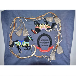 Sac fourre-tout en nylon de grande capacité pour femmes, sac à bandoulière léger et imperméable avec design brodé de cheval et pompon - Product Image 2