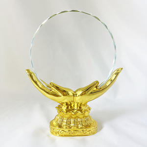 Manecillas doradas <span class=keywords><strong>de</strong></span> resina con placa circular <span class=keywords><strong>de</strong></span> cristal transparente Trofeo <span class=keywords><strong>de</strong></span> premio - Product Image 3